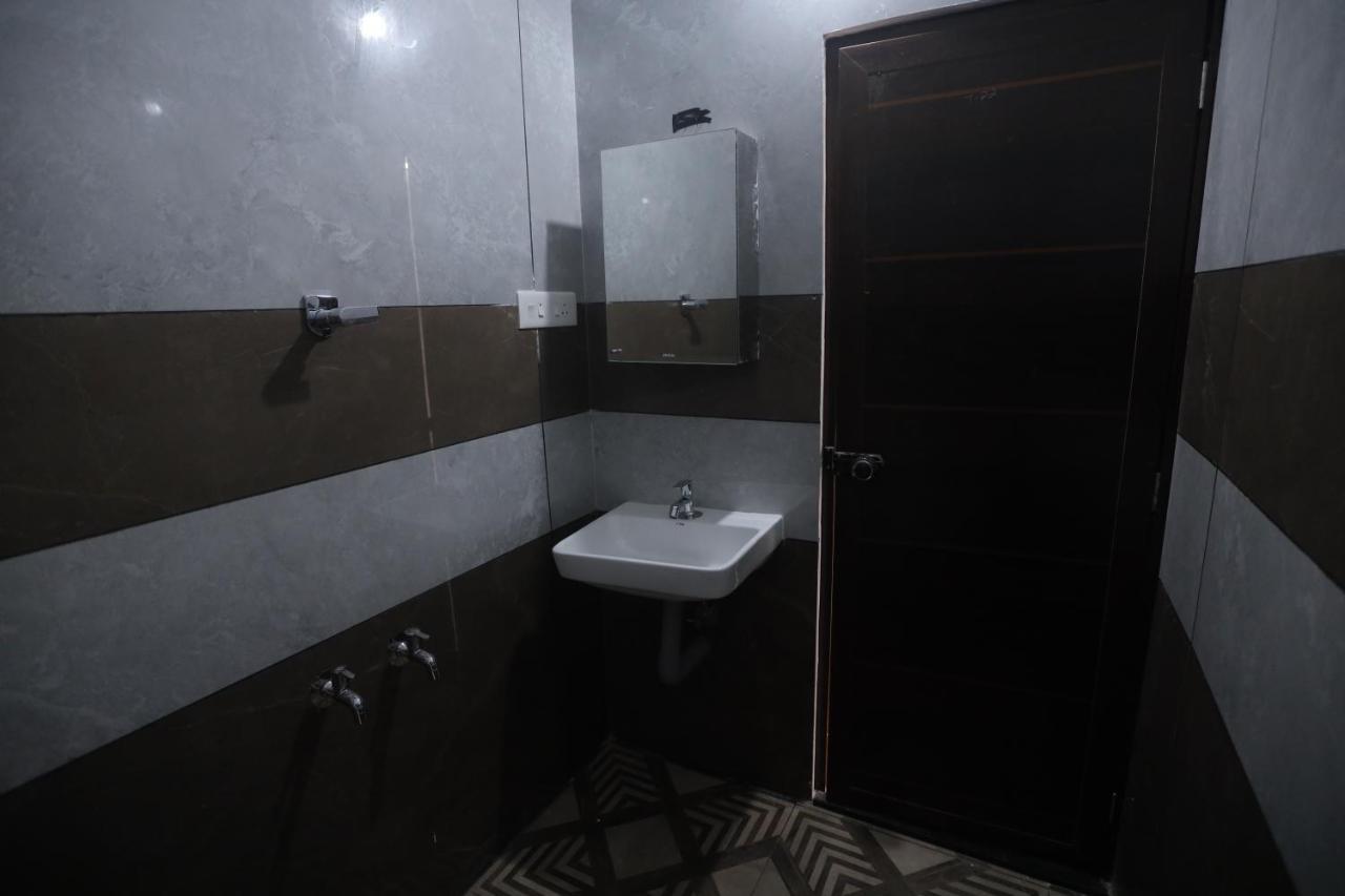New Star Homes Kotamangalam Exteriör bild