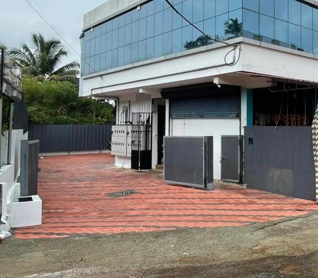New Star Homes Kotamangalam Exteriör bild
